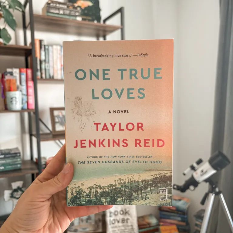 fall book recommendation one true loves by taylor jenkins reid - fall book recommendations - fall book romances